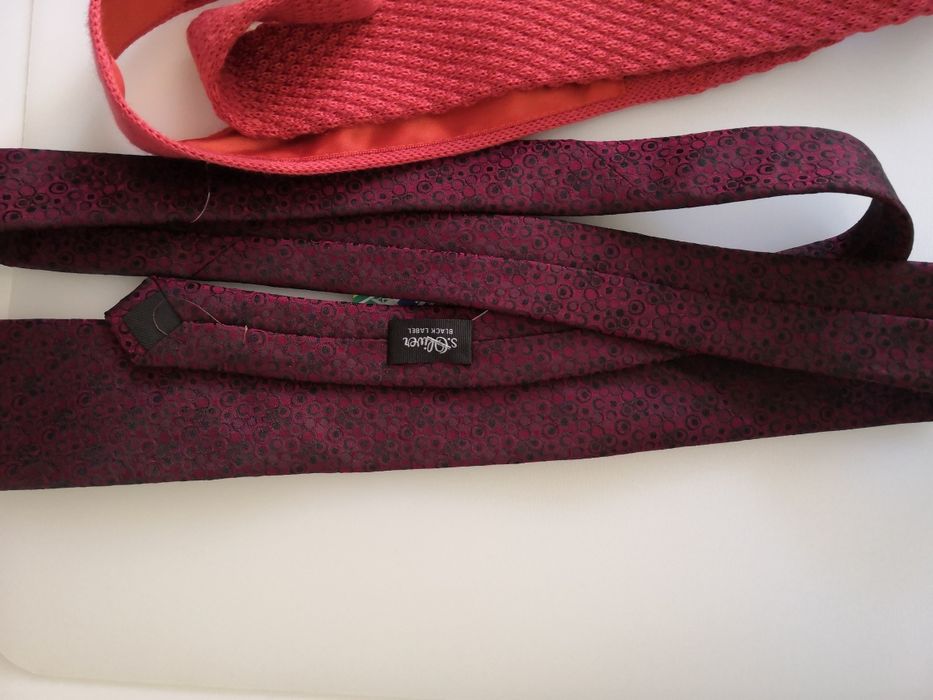 Accesorii vestimentare, cravate, curele