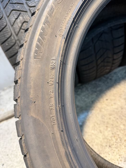 Гуми 245/45/19 PIRELLI Sottozero Winter