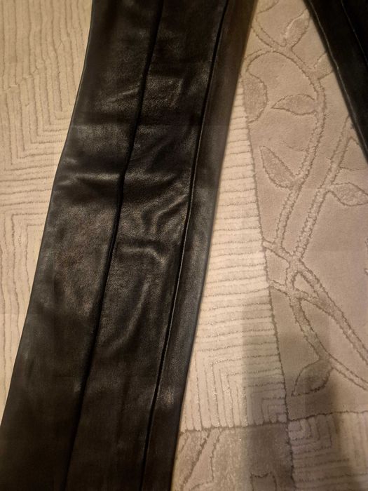 Vand pantaloni piele