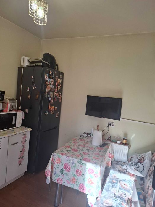 Particular vand casa si teren 195 mp sector 1