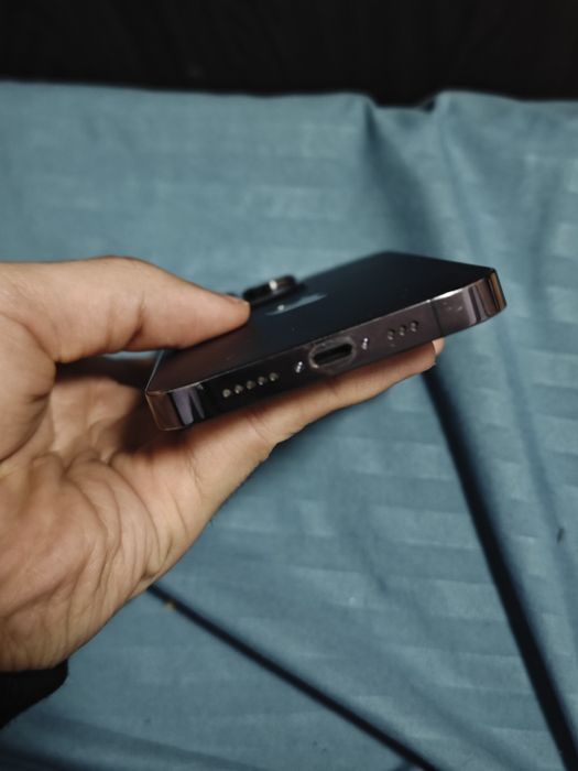 iPhone 14 pro. Не вскрывался