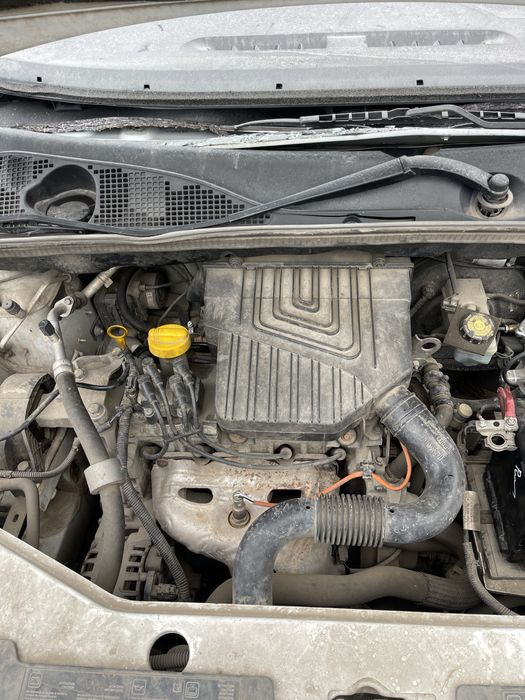 Dacia Dokker на части