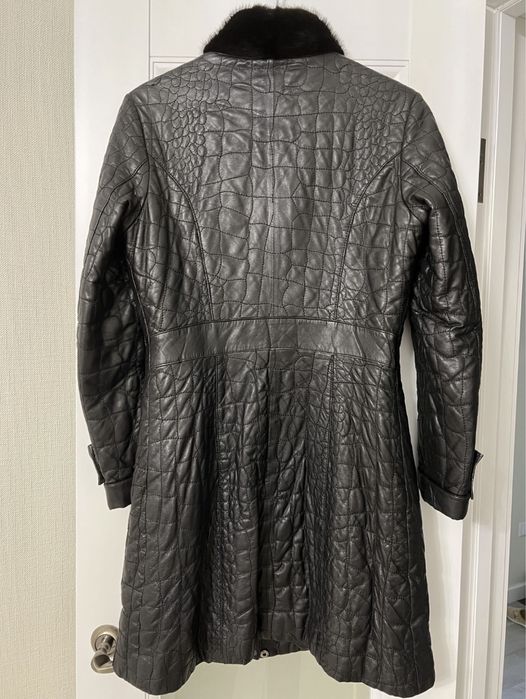 Плащ весна/осень ………..