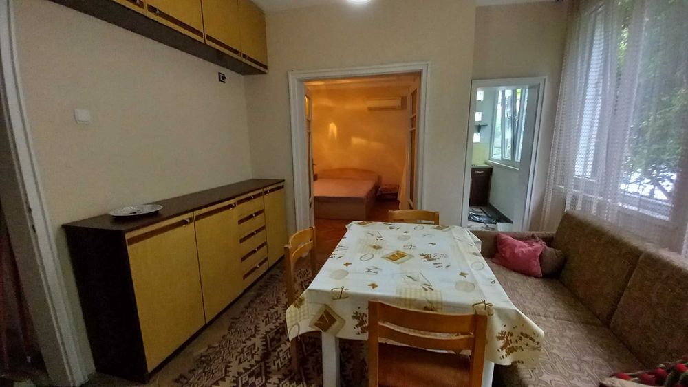 Дава се под наем Четиристаен апартамент в Варна, Червен площад - 90 кв.м за 510 € - Снимка #5