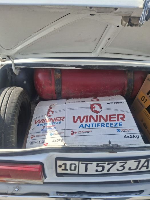 Srochna Moshina sotiladi