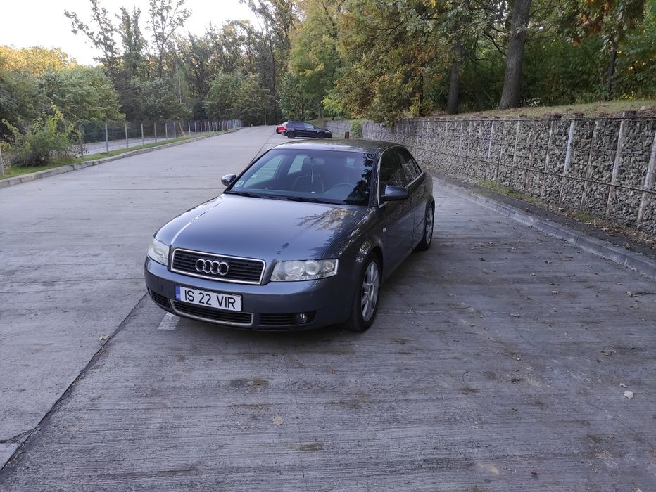 AUDI A4 2004 — imagine 2