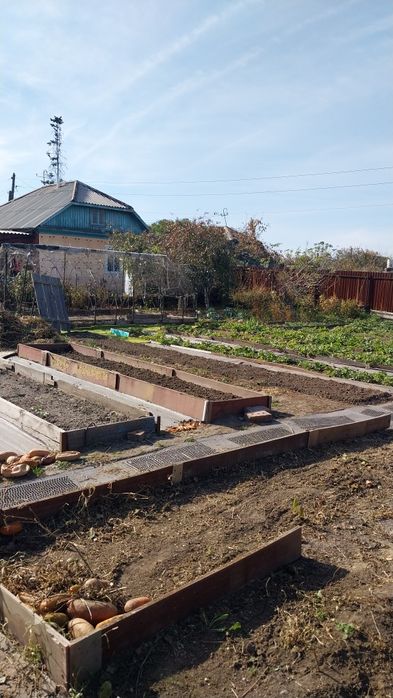 Продам дачу в черте города