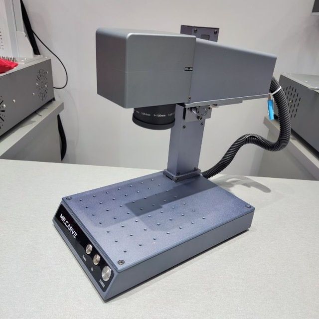 Лазерные граверы волоконные,СО2 и UV : 10 w,,20 w,30w, 50w ,60 w.   От