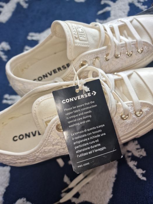 Converse,nr 39,noi cu eticheta