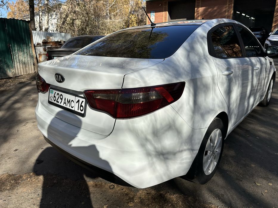 Продам авто kia rio