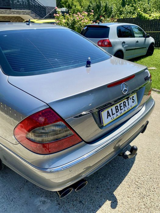Mercedes W211 E320