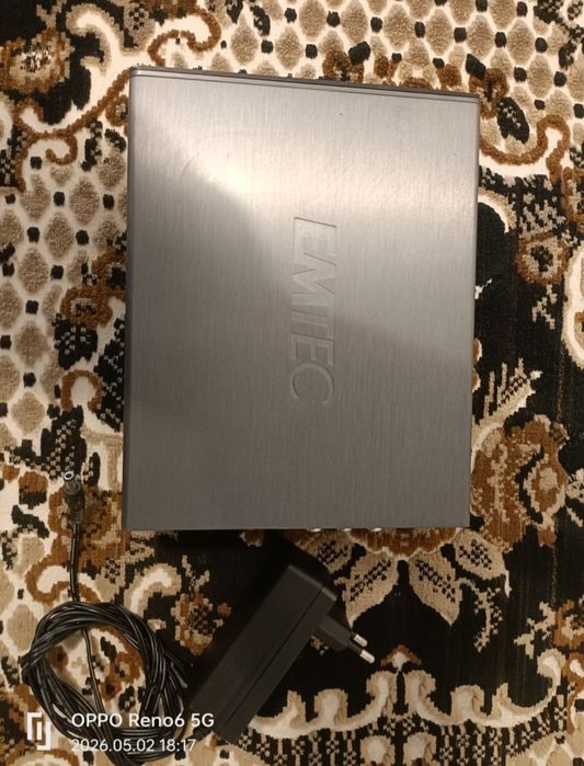Media player recorder Emtec Movie Cube R700