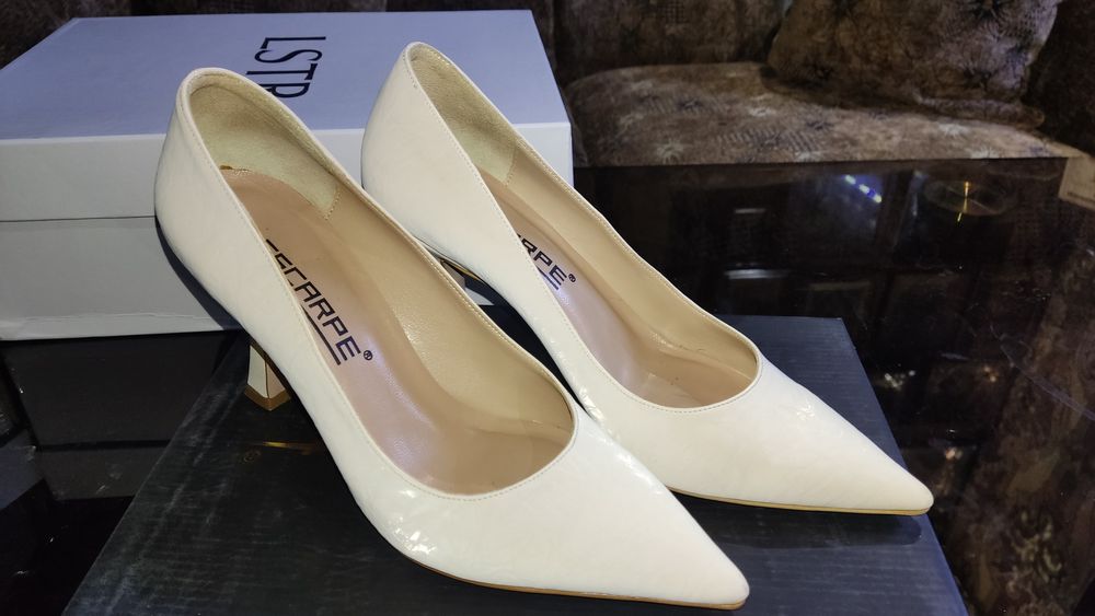 Кожаные туфли 37 размер