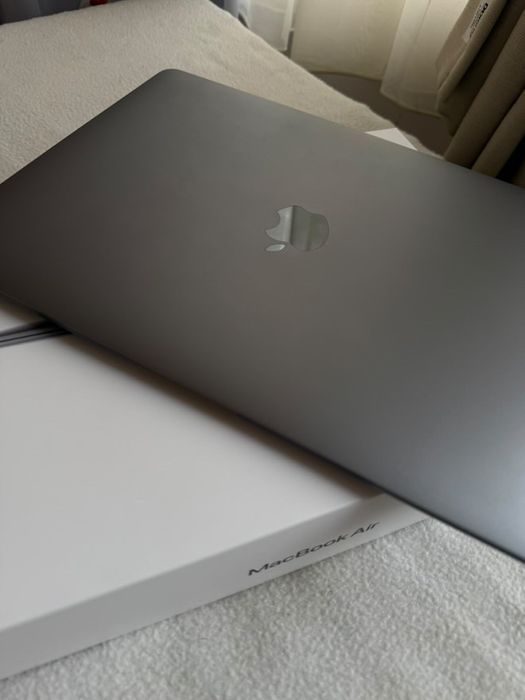 Macbook air M1 256