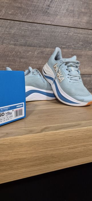 Hoka Skyward X [ 42 2/3 ], aproape noi