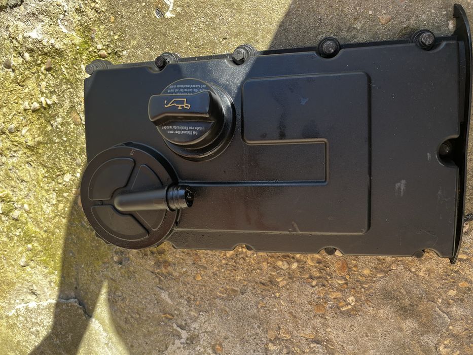 Капак на клапани голф 5 BKD