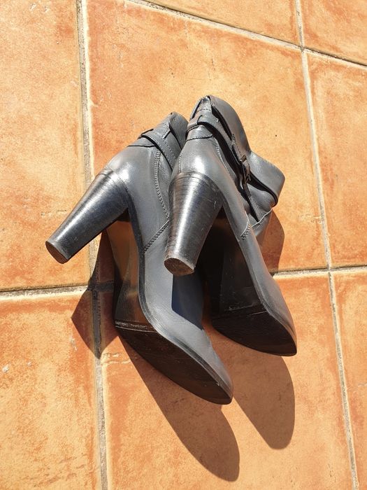 Ghete primavara piele gri cu toc nr 39