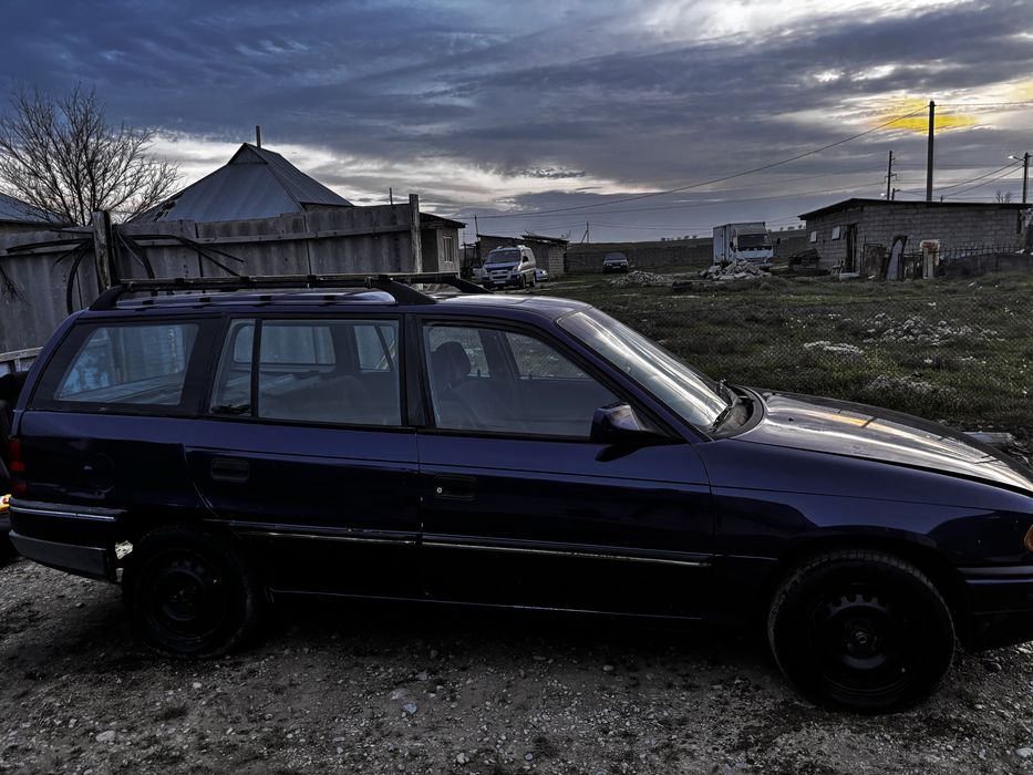 Opel Astra, Шымкент.