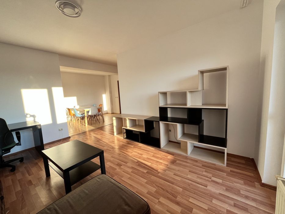 Inchiriez apartament 2 camere Confort City