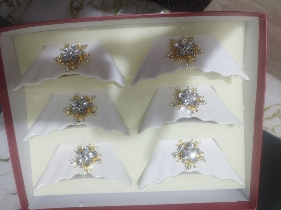 Продам посуду новые в коробке