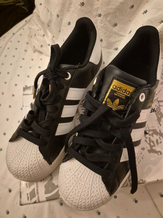 Adidasi Adidas masura 38 si 2/3