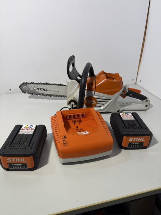 Stihl MSA 220 drujba taiat lemn pe acumulatori
