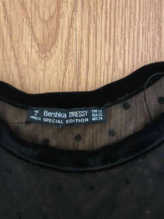 Рокля Bershka XS