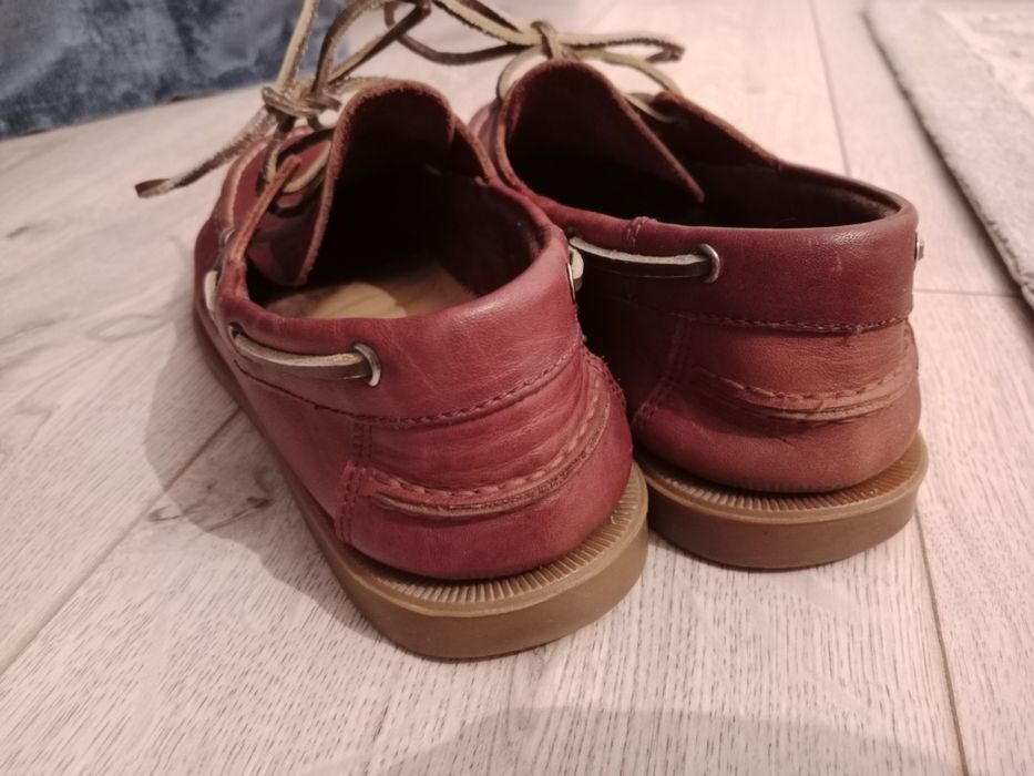 Чистый кожа размері 39