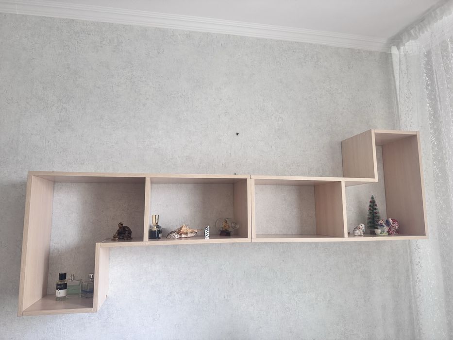 Продам настенную полку