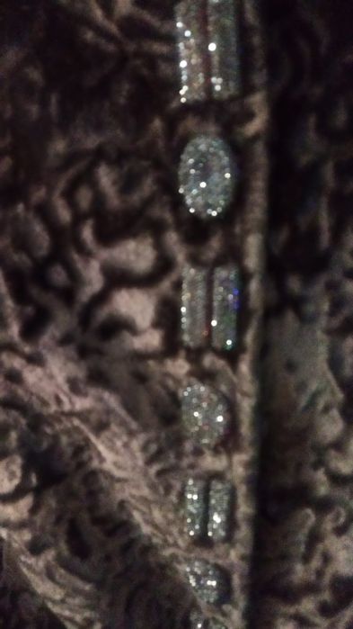 Продам  каракулевую шубу.