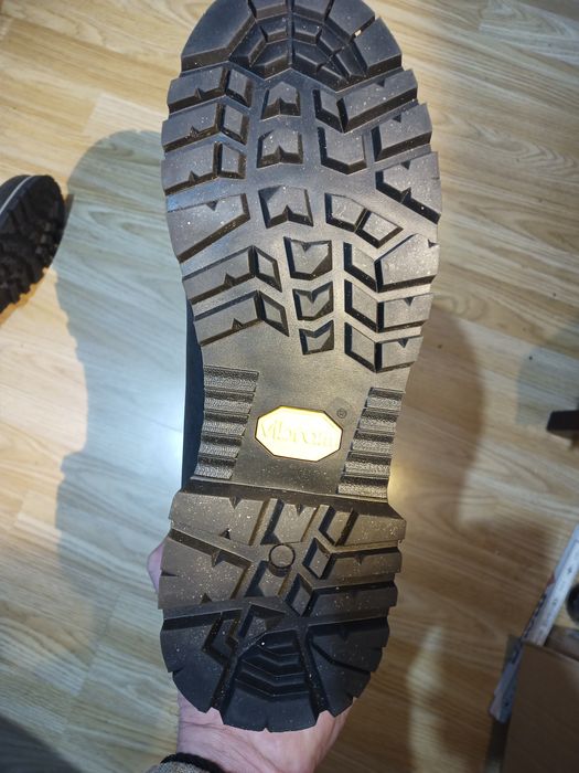 Nr 43 TOG24 Ingleborough bocanci de munte, noi