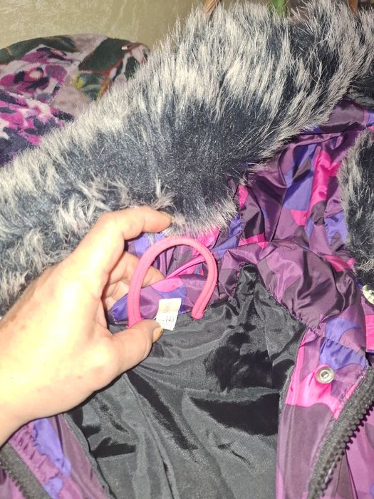 Зимно яке дебело с качулка за момиче  ,леко и меко