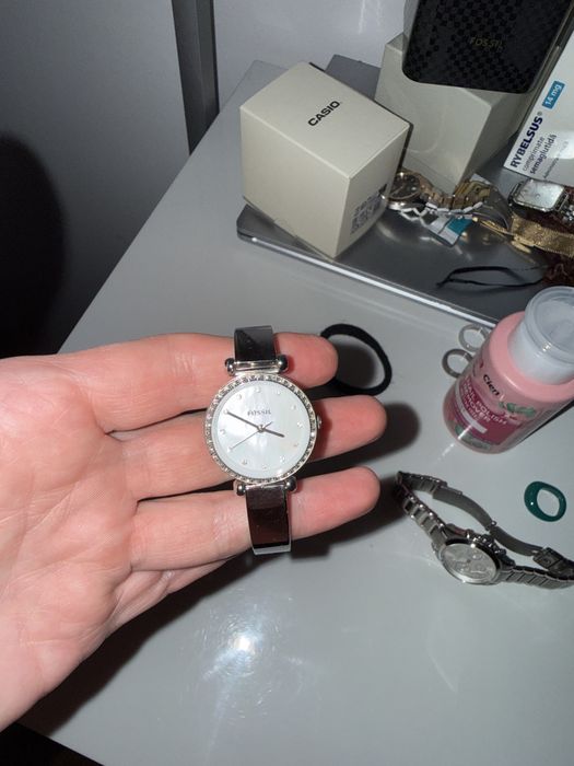 Ceas Fossil - pret 260 lei, nepurtat, cadran sidefat