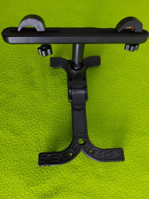 Suport auto universal pentru tableta / telefon, cu fixare la tetiera