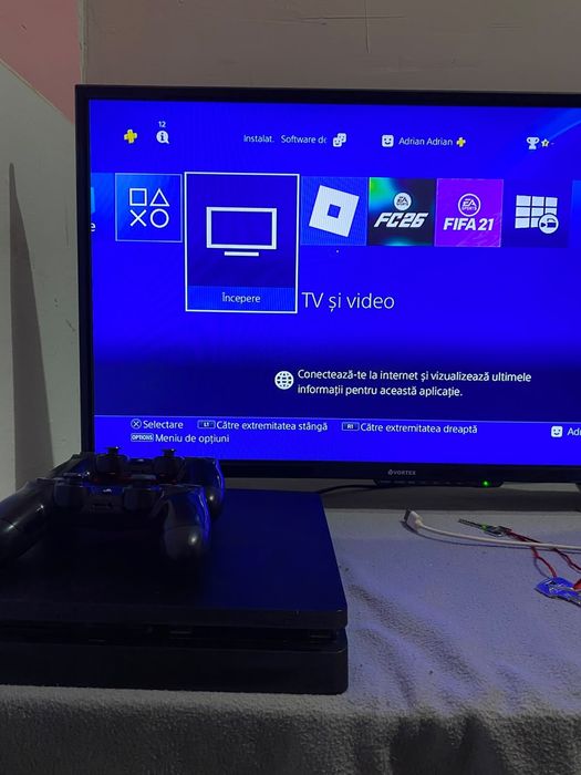 Ps 4 slim 2 manete