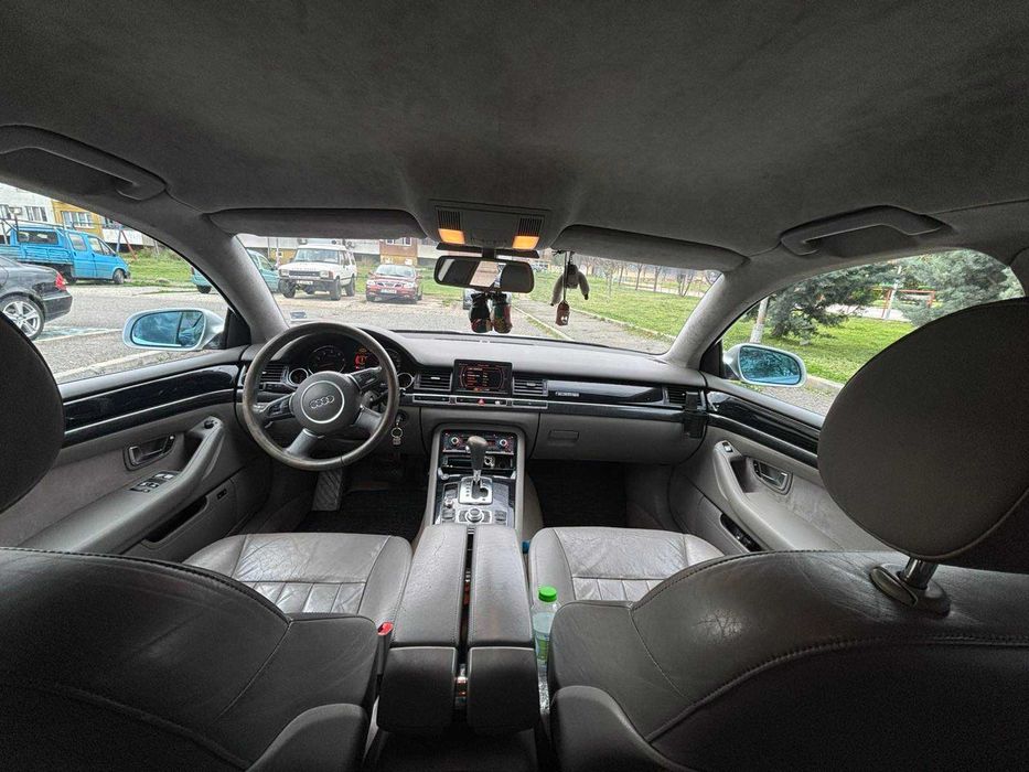 Audi A8 D3 3.7 2002