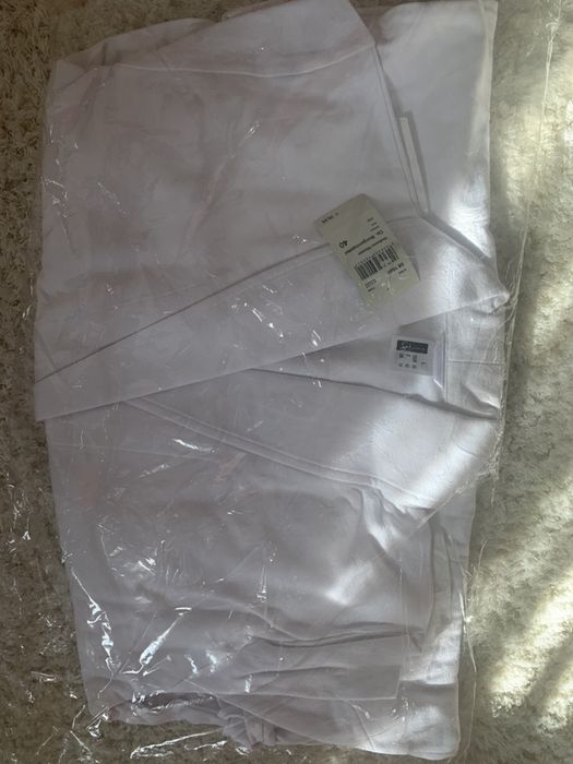 Halat de baie , NOU cu eticheta- skinny huber nu victoria secret