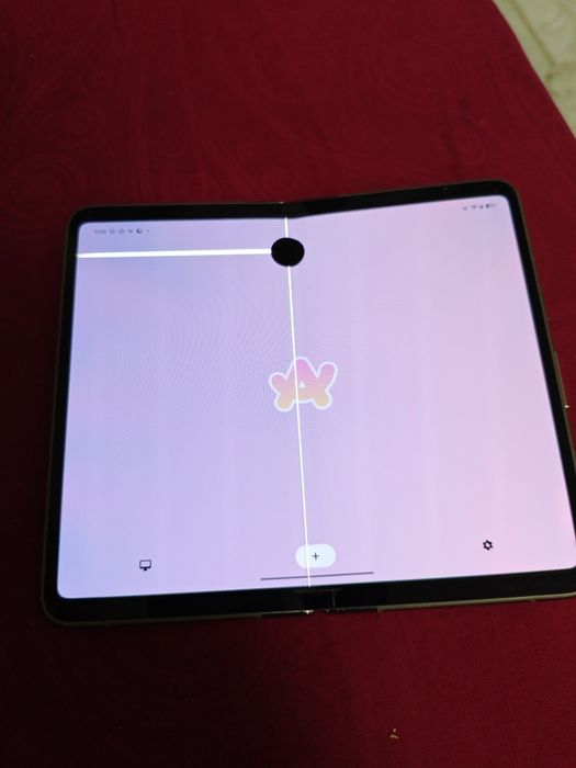 Pixel Fold с двойным экраном