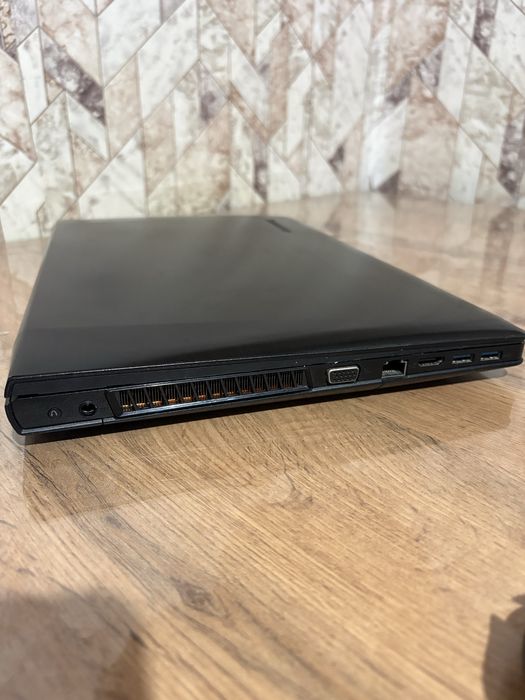 Ноутбук Lenovo IdeaPad Y500