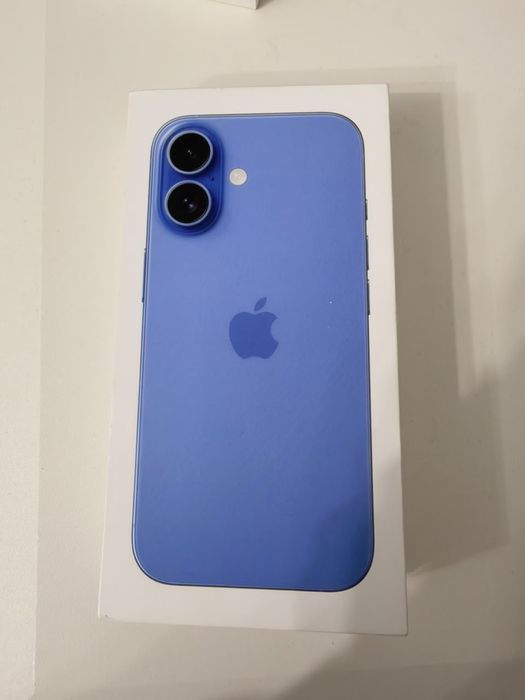 Apple Айфон 16,