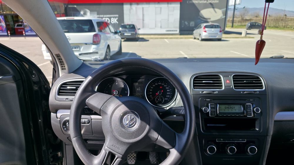 Golf 6  1.6tdi 2009г.
