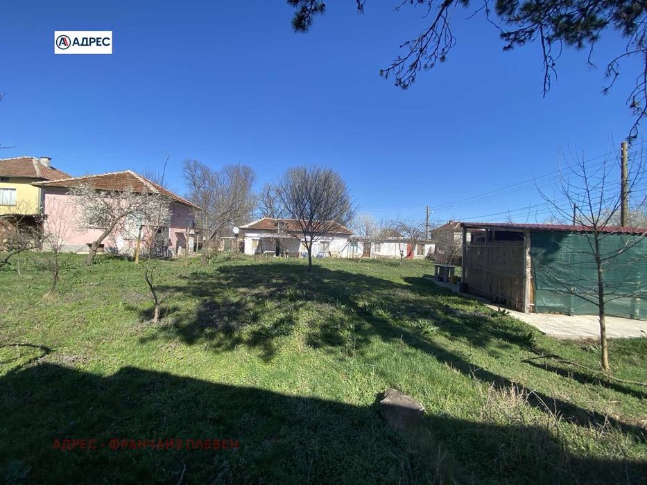 Продава се Къща в с. Краводер, Област Враца - 60 кв.м за 425 €/кв.м - Снимка #2