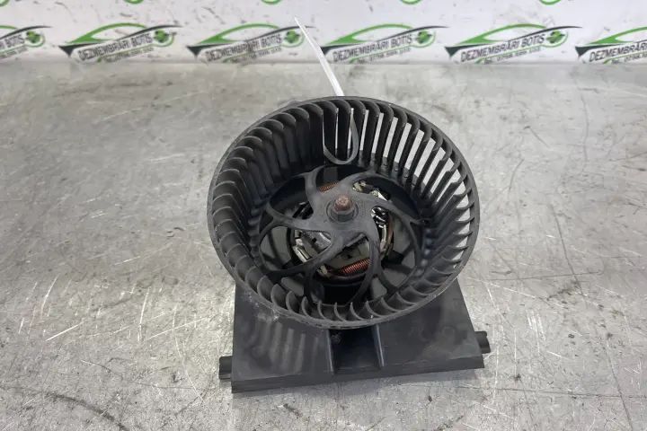 Ventilator aeroterma 1J1819021A / 1J1 819 021A Volkswagen VW Golf 2001