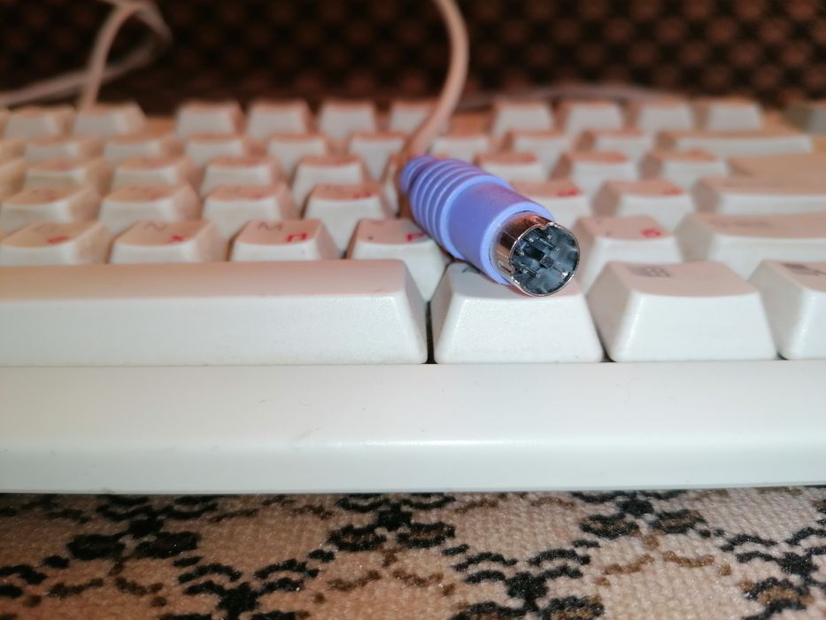 Частичен набор от компютър за Windows 98/XP