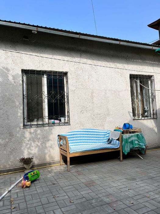 Продам дом в Золотом квадрате Алматы