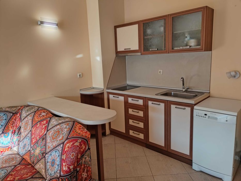 Продава се Двустаен апартамент в Нови пазар - 59 кв.м за 1509 €/кв.м - Снимка #1