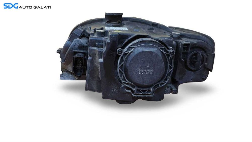 Far Dreapta Xenon Audi A4 B7 2004 - 2008 Cod 8E0941004 1307329115 [A0042]