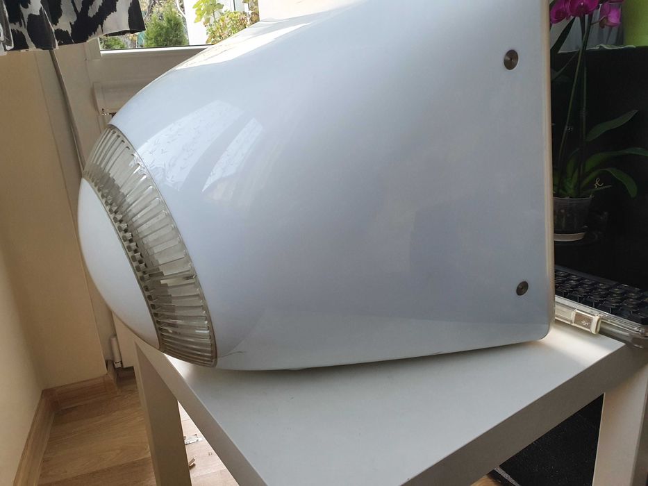 Apple eMac G4 колекционерски компютър, пълен комплект