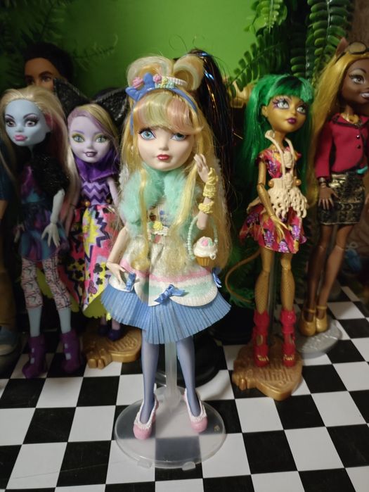 Кукла ever after high Блонди Локс