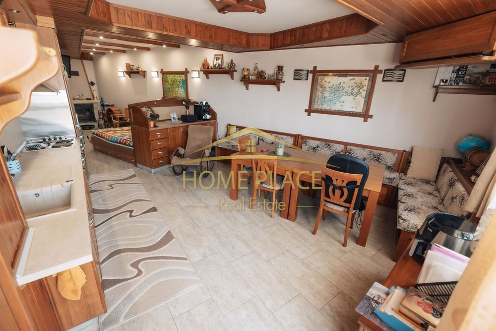 Имот с изключителен потенциал. Три разработени бизнеса!